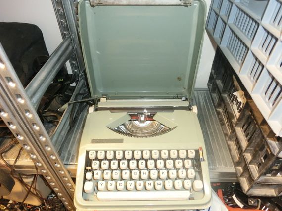מכונת כתיבה מכונת כתיבה