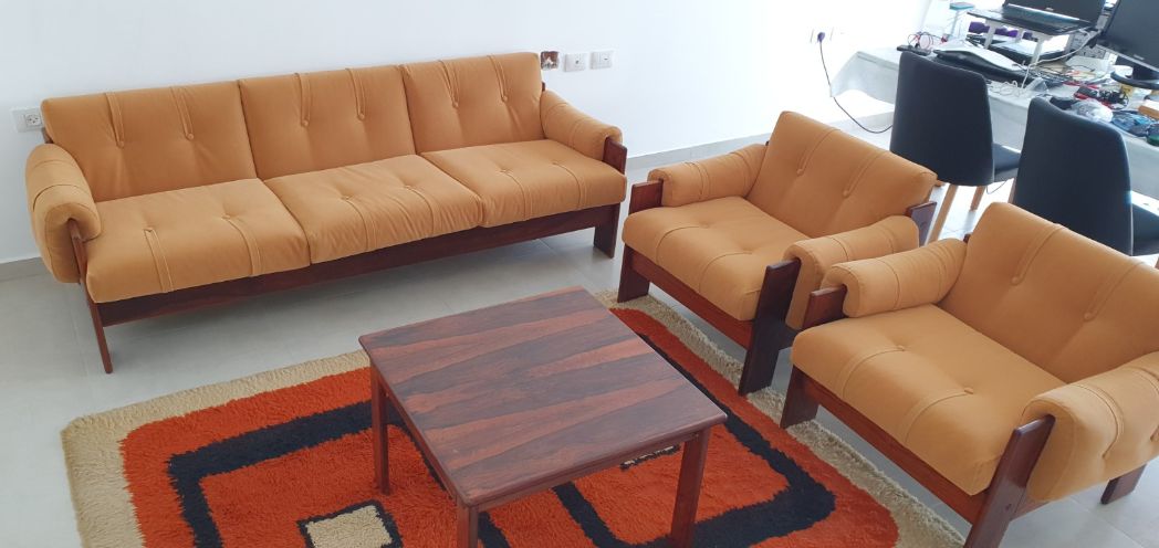 סלון וינטג נורווגי מעץ רוזווד סלון וינטג נורווגי מעץ רוזווד