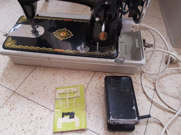 מכונת תפירה מכונת תפירה