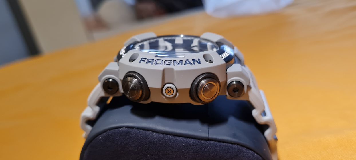 G shock GWF-A1000RN-8A G shock GWF-A1000RN-8A